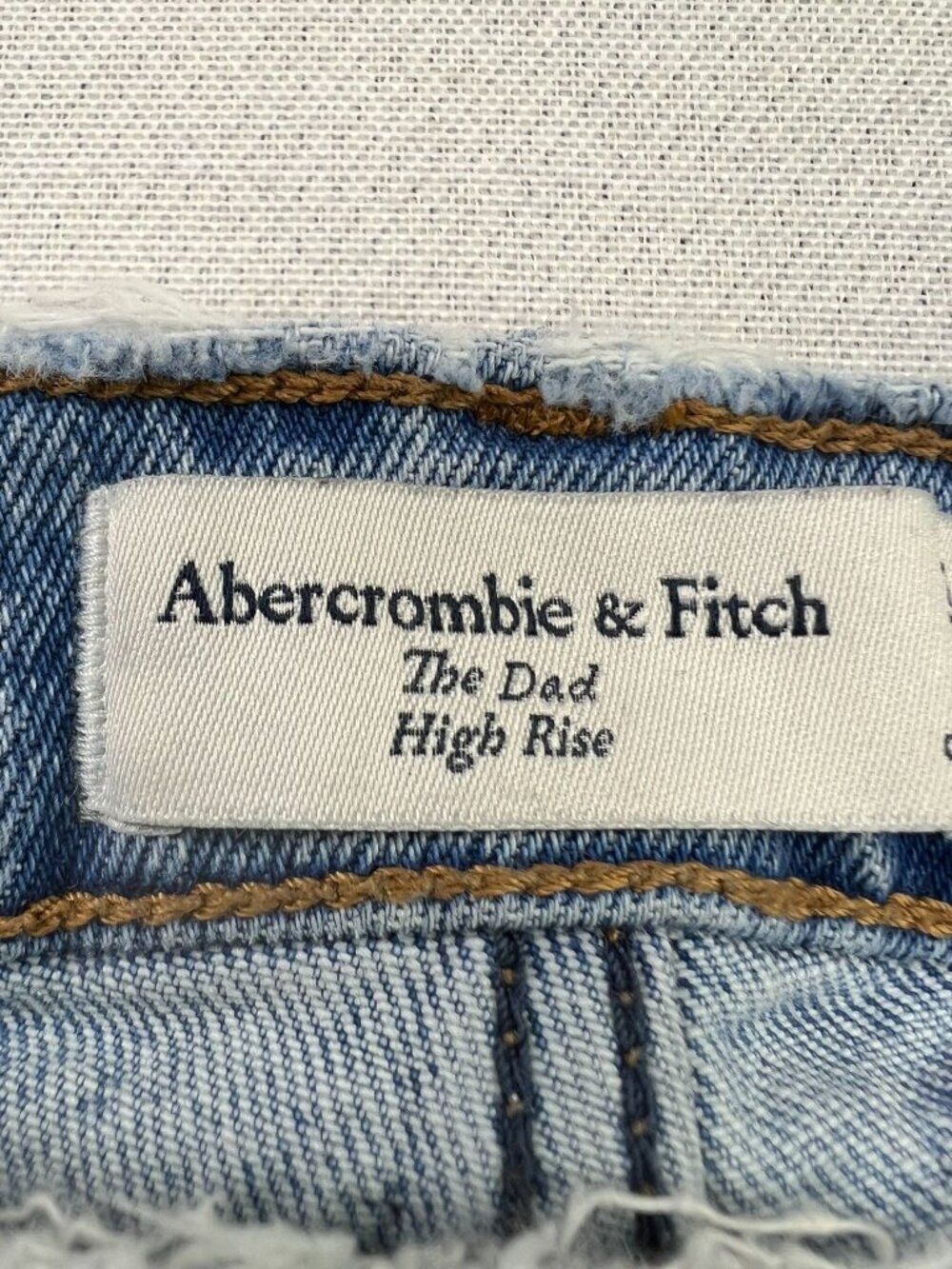 Abercrombie & Fitch Women The Dad High Rise Distressed Jeans Denim Sz 27/4L Blue - Picture 3 of 15